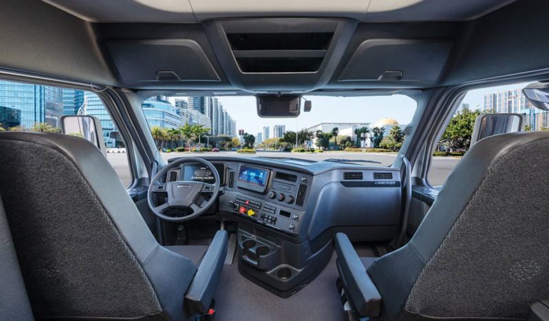 
								Freightliner Cascadia full									